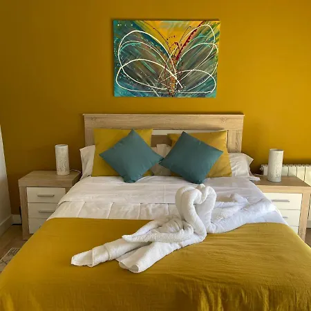 Con Bano Privado Frente A La Piscina, Maximo 2 Personas, No Es La Casa Completa * San Vicente Raspeig